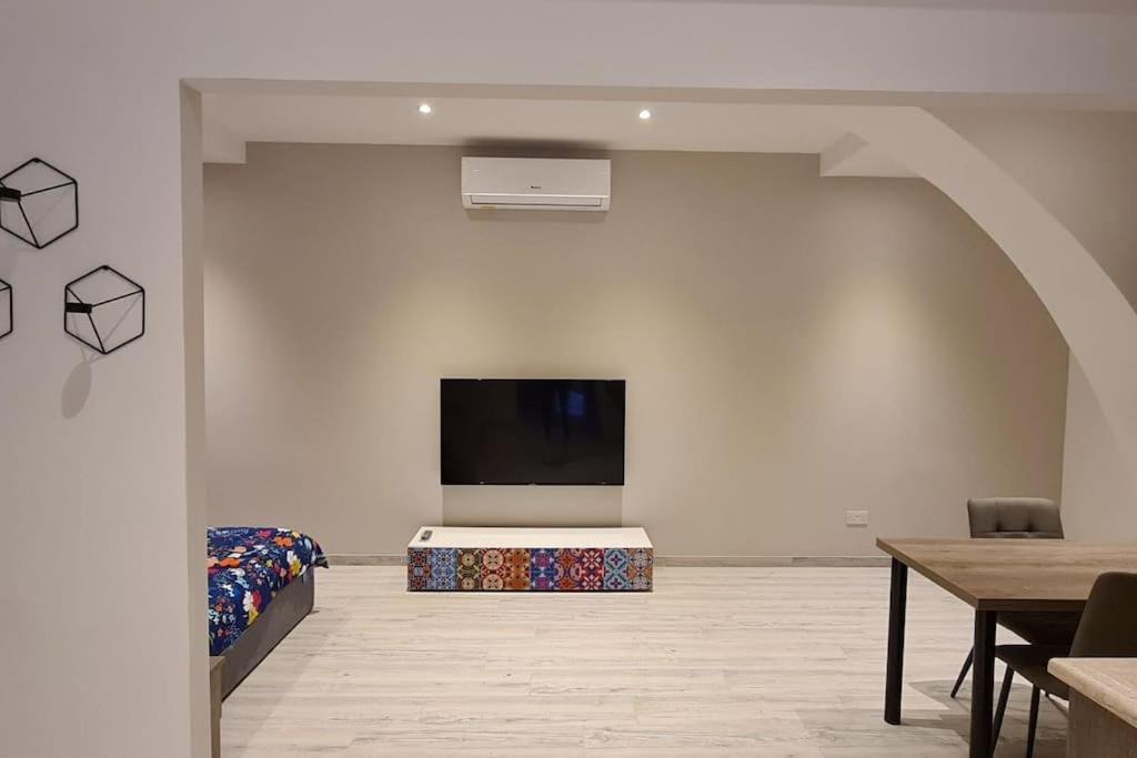 Highly Finished Studio Home In Valletta Luaran gambar